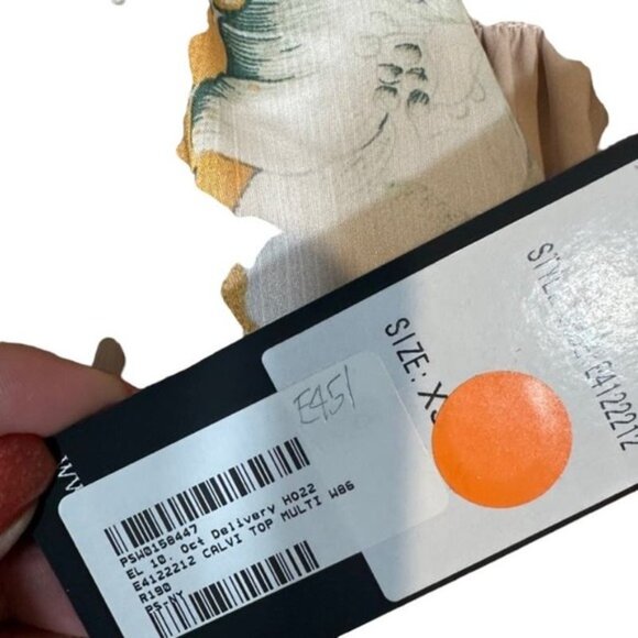 Elliatt Cream Multicolor Floral V-Neck Calvi Cropped Top Women Sz S - Picture 8 of 9